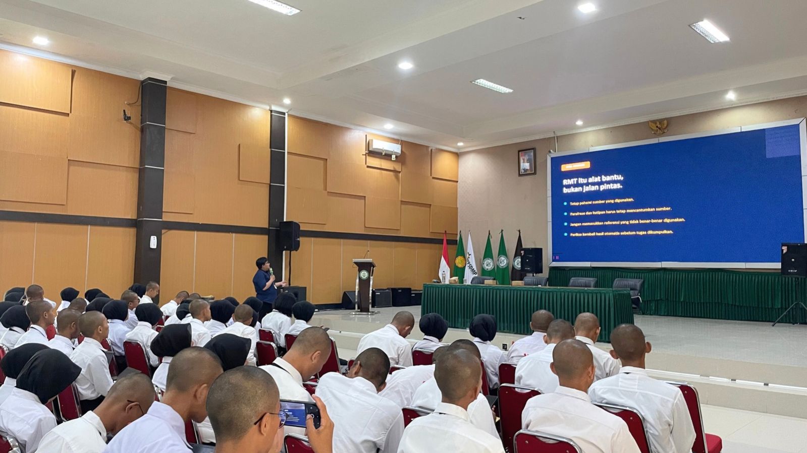 Bukan Cuma Baca Buku, Mahasiswa Polbangtan Bogor Dibekali Jurus Cari Informasi Ilmiah